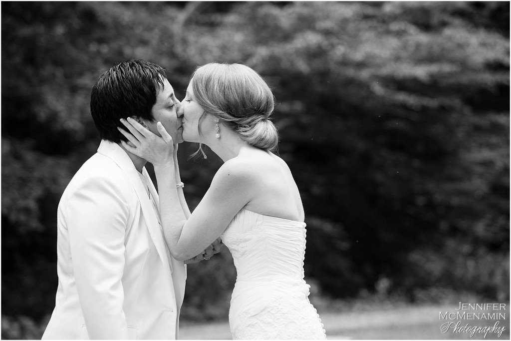 0033-FreeseMelki_01247bw-00220_Jennifer-McMenamin-Photography-Catskills-wedding-photographer